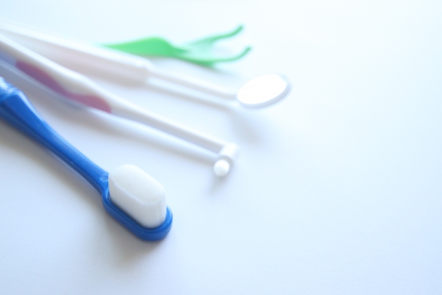 矯正治療中の歯磨きのポイントとは？